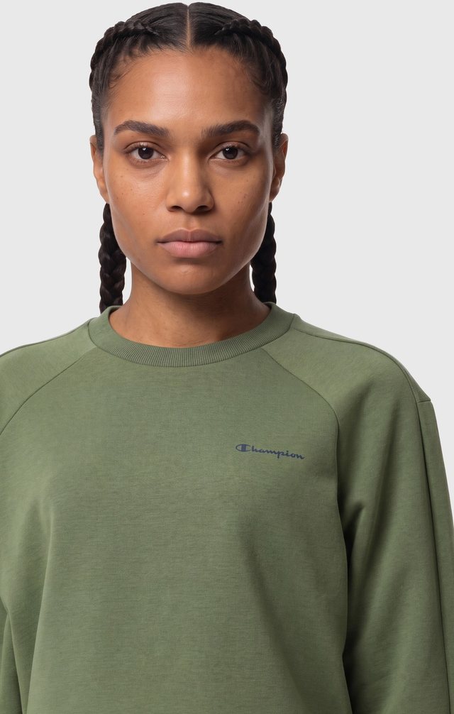 Champion — PDP-03 · Close-up, green crewneck and shorts