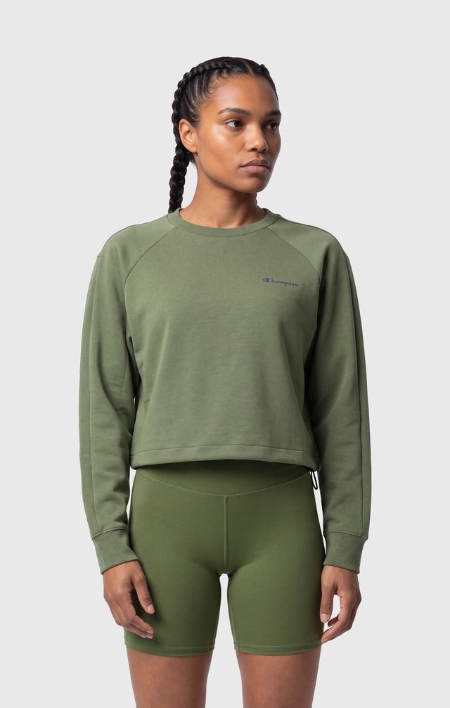 Champion — PDP-03 · Mid, green crewneck and shorts