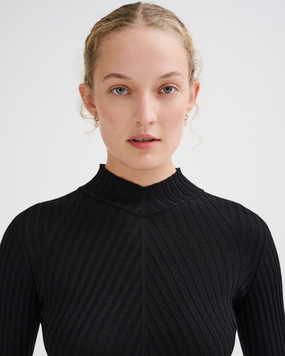 Roberto Collina — detail, black ribbed knit, mock neck